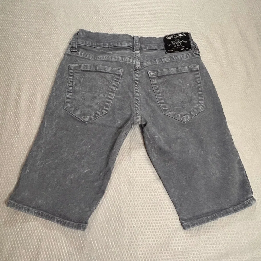 True Religion Rocco Relaxed Skinny Grey Acid‎ Wash Denim Shorts Mens 31